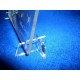 Marque-table en plexiglas