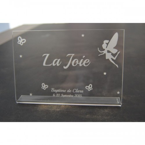 Marque-table en plexiglas