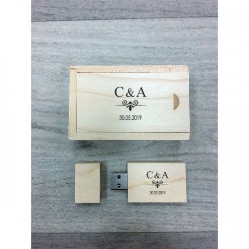 CLÉ USB EN BOIS AVEC OPTION BOITE CADEAU EN BOIS GRAVÉE MARIAGE 2